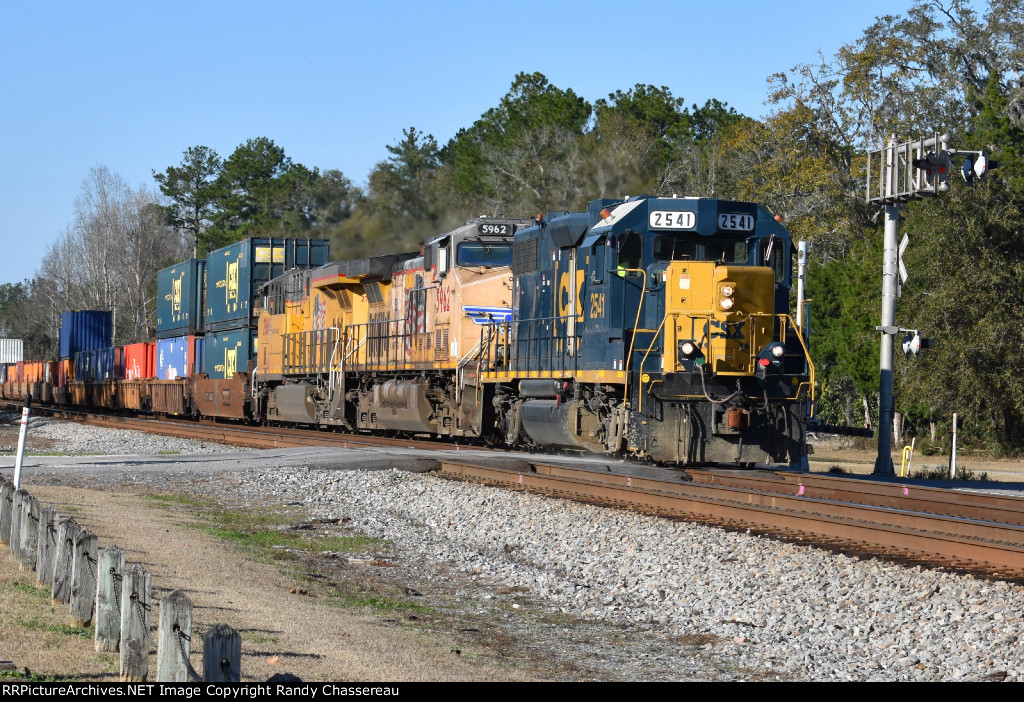 CSX 2541